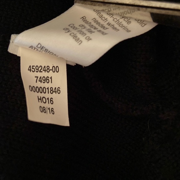 Athleta - Picture 9 of 11